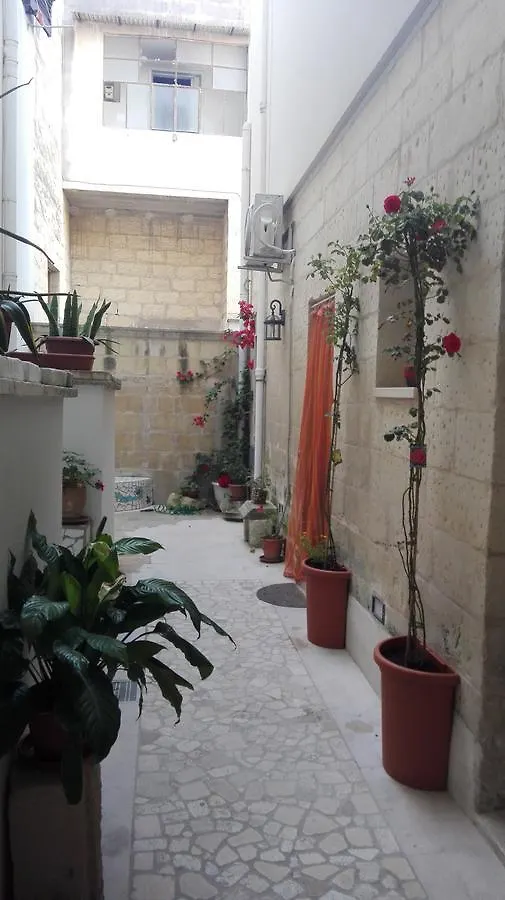 Apartment Via Colaci Studios Lecce